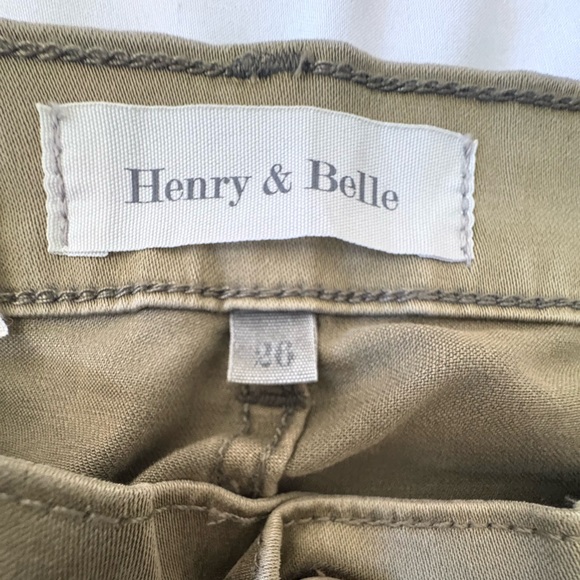 Henry & Belle Olive Cargo Pants for Women - Picture 3 of 6